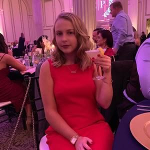 Meet your Posher, Ciera